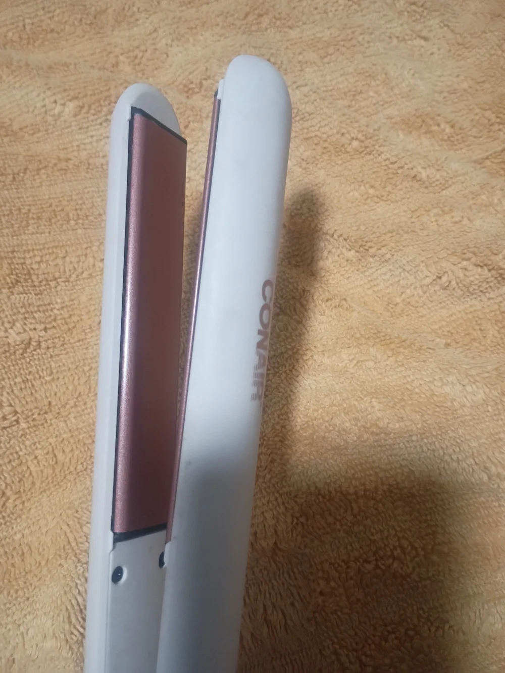 Conair white ceramic